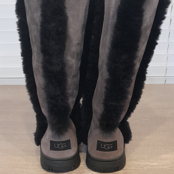 UGG Sunburst Tall - Picture 4 of 6
